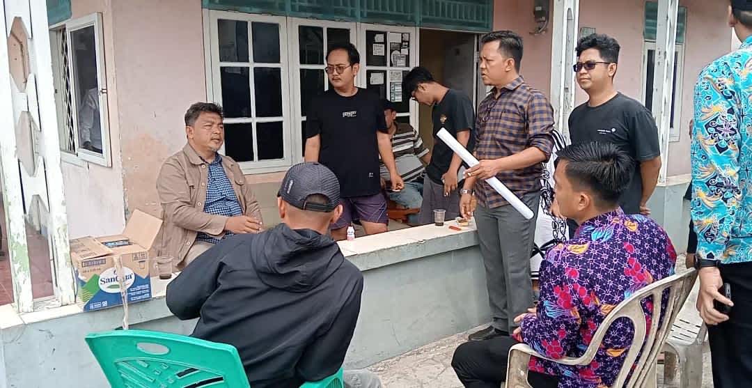 Pemdes Cikupa Menghentikan Pengukuran Lahan Tanpa Ijin dan Konfirmasi Ke Pemerintah Desa, Sekdes : Hindari Tanah Orang di Ukur