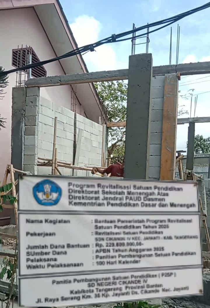 Revitalisasi SDN Cikande IV Kecamatan Jayanti Tuai Sorotan